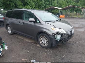  Salvage Toyota Sienna