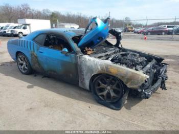  Salvage Dodge Challenger