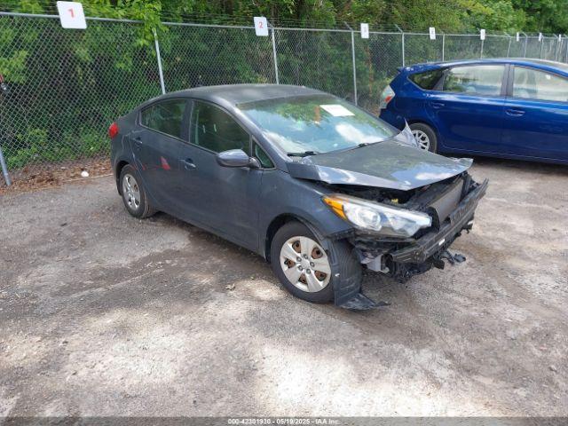  Salvage Kia Forte