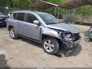  Salvage Jeep Compass