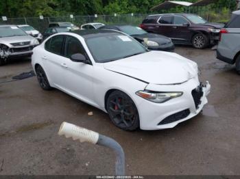  Salvage Alfa Romeo Giulia