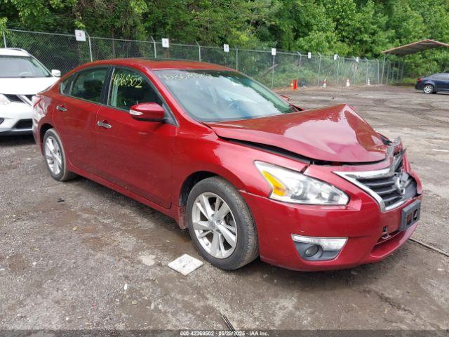  Salvage Nissan Altima