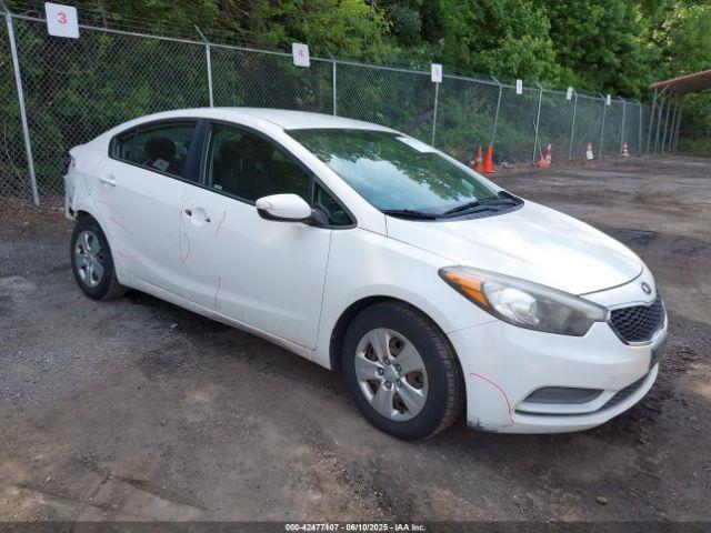  Salvage Kia Forte