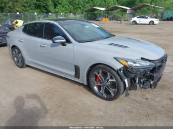  Salvage Kia Stinger