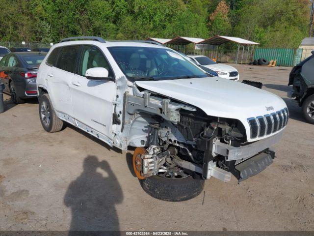  Salvage Jeep Cherokee
