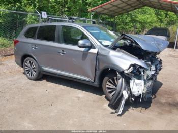  Salvage Mitsubishi Outlander