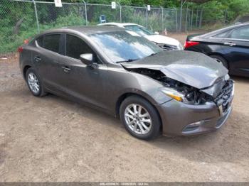  Salvage Mazda Mazda3
