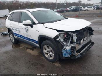  Salvage Toyota RAV4