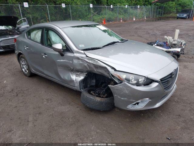  Salvage Mazda Mazda3
