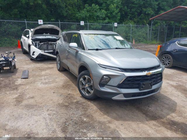  Salvage Chevrolet Blazer