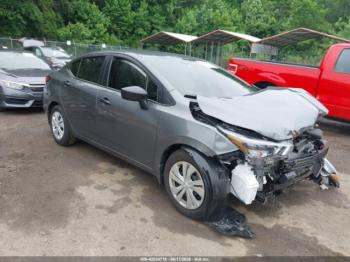  Salvage Nissan Versa