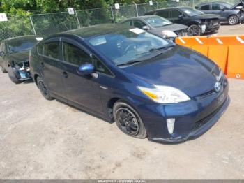  Salvage Toyota Prius