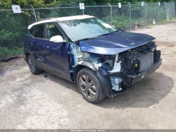  Salvage Kia Seltos