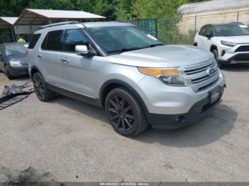  Salvage Ford Explorer