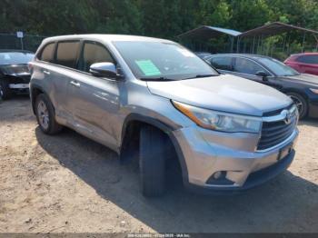  Salvage Toyota Highlander