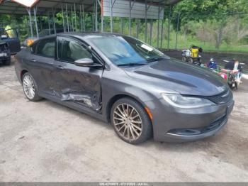 Salvage Chrysler 200
