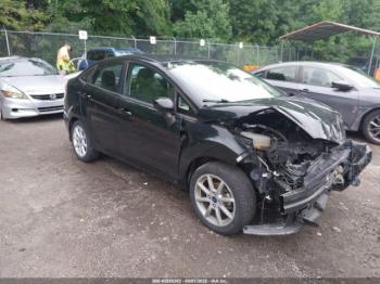  Salvage Ford Fiesta
