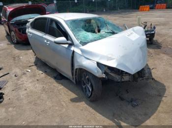  Salvage Kia Forte