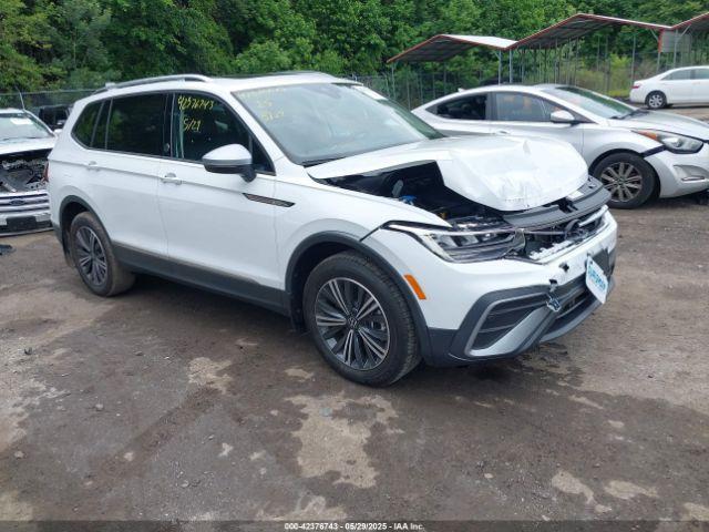  Salvage Volkswagen Tiguan