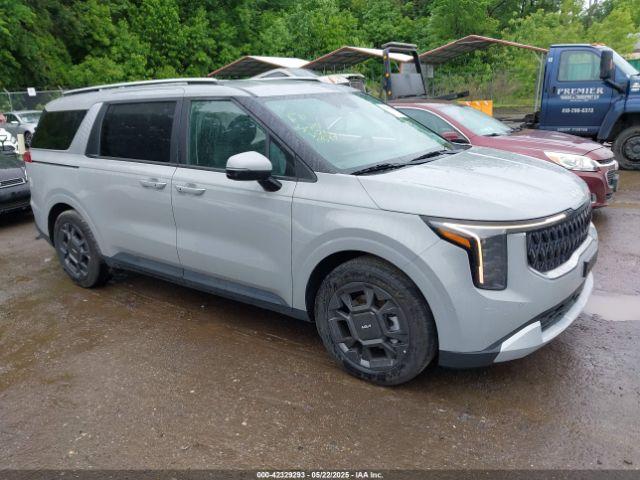  Salvage Kia Carnival