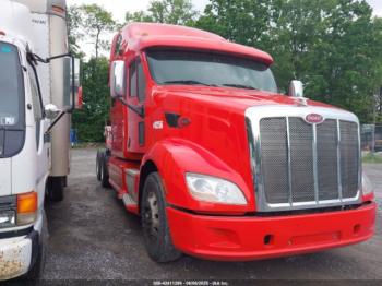  Salvage Peterbilt 587