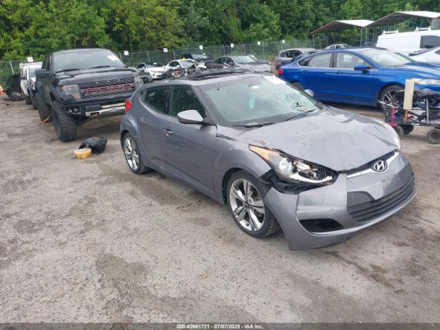  Salvage Hyundai VELOSTER