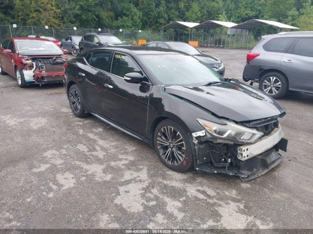  Salvage Nissan Maxima