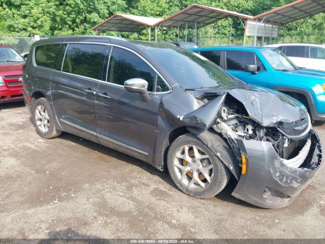  Salvage Chrysler Pacifica