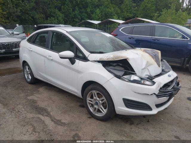  Salvage Ford Fiesta
