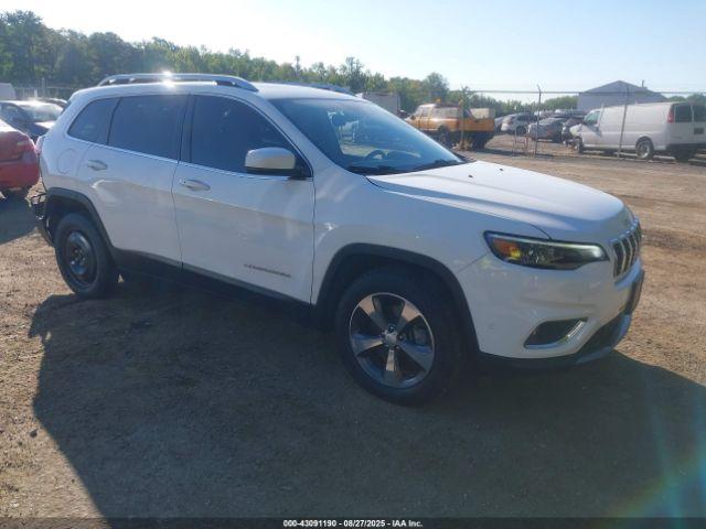  Salvage Jeep Cherokee