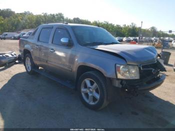  Salvage Chevrolet Avalanche 1500