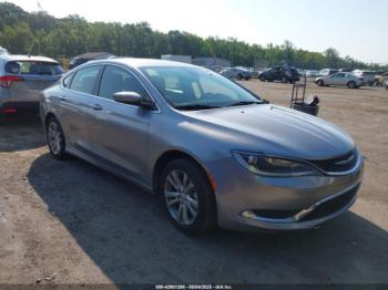  Salvage Chrysler 200