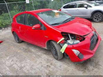  Salvage Toyota Prius c