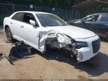  Salvage Chrysler 300