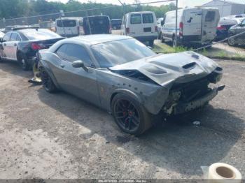  Salvage Dodge Challenger