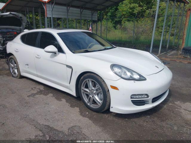 Salvage Porsche Panamera Hybrid