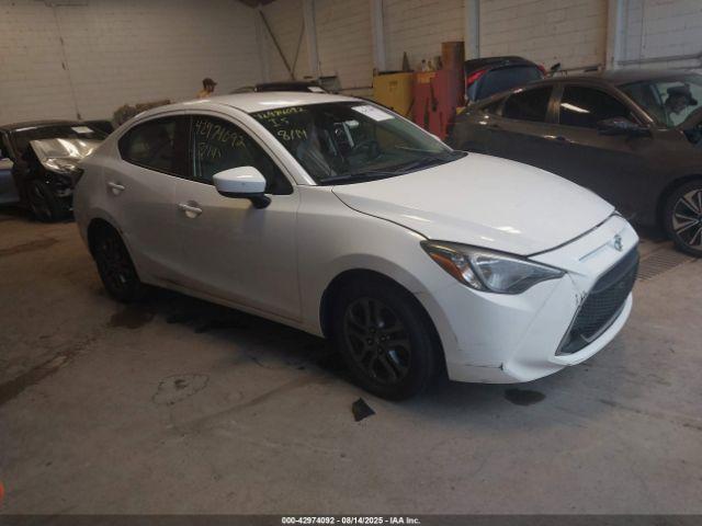  Salvage Toyota Yaris