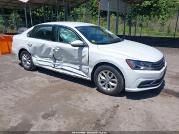  Salvage Volkswagen Passat