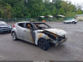  Salvage Hyundai VELOSTER
