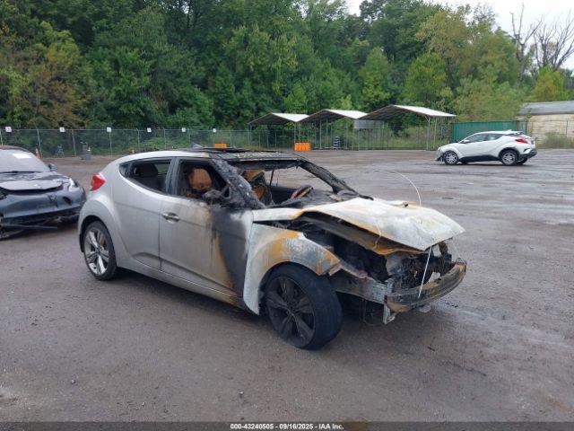  Salvage Hyundai VELOSTER