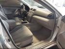 Toyota Camry Le Image 11