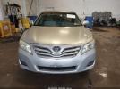 Toyota Camry Le Image 8