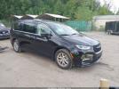 Chrysler Pacifica Touring L Image 1