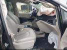 Chrysler Pacifica Touring L Image 5