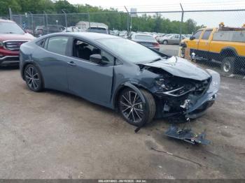  Salvage Toyota Prius
