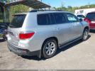 Toyota Highlander Se V6 Image 8