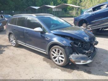  Salvage Volkswagen Golf