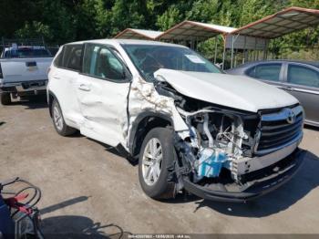  Salvage Toyota Highlander