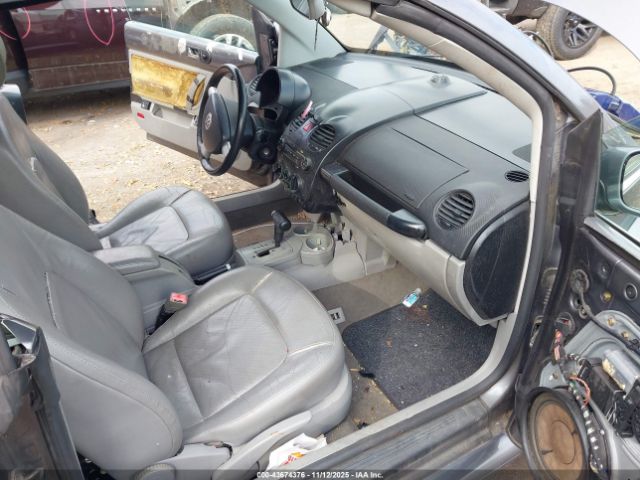 Volkswagen Beetle Gls Image 9