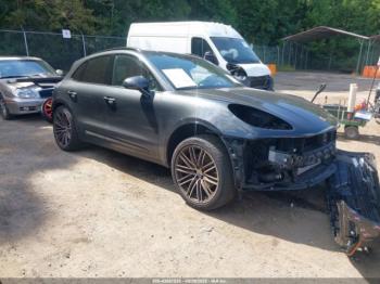  Salvage Porsche Macan